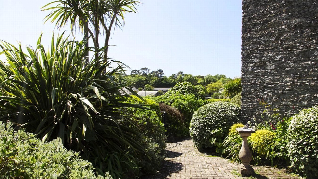 Photo of Others in Charlestown