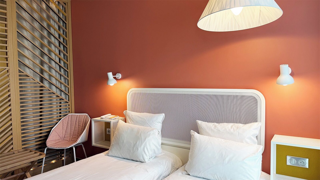 Photo of Bedroom in 10th Arrondissement