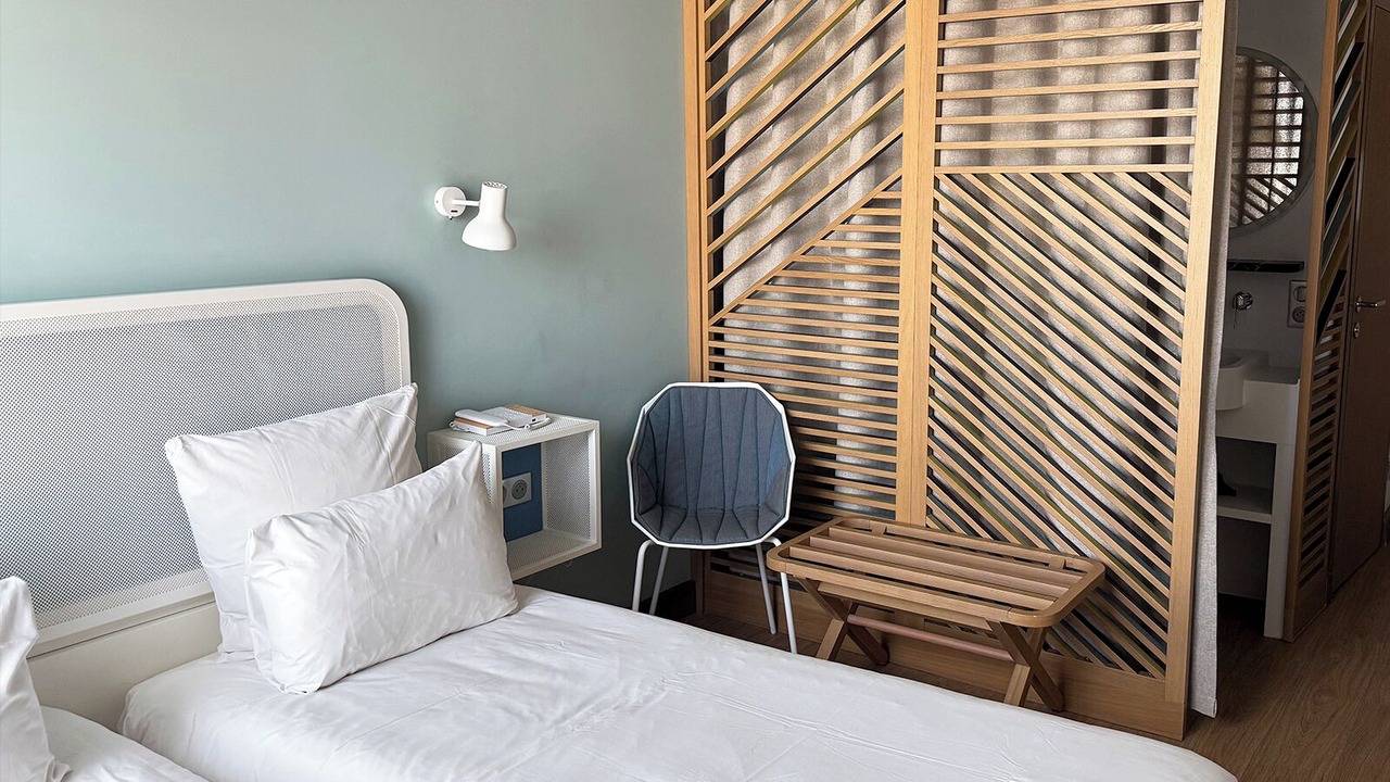 Photo of Bedroom in 10th Arrondissement