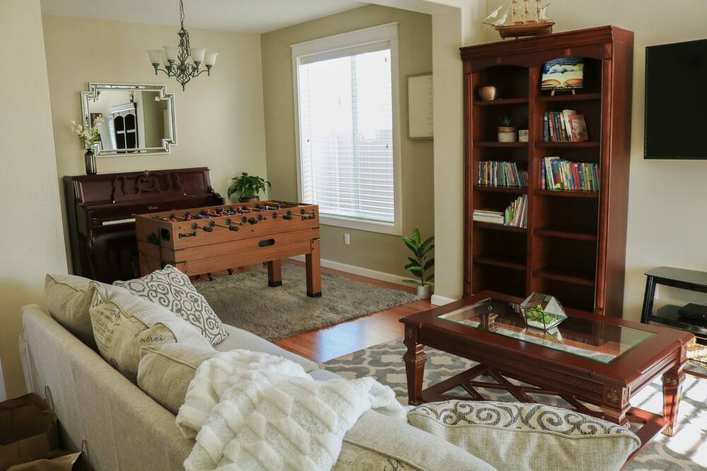 Photo of Others in Battle Ground