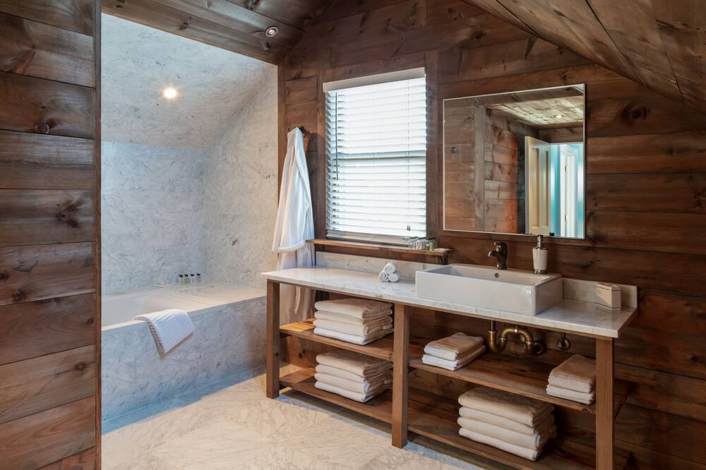 Photo of Bathroom in Village of Southampton
