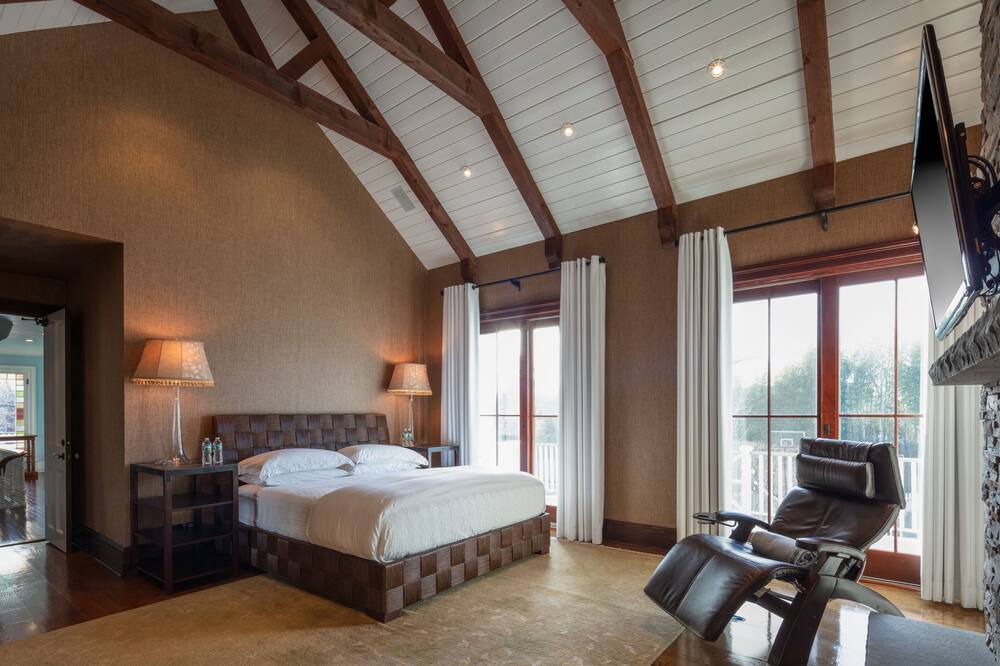 Photo of Bedroom in Village of Southampton