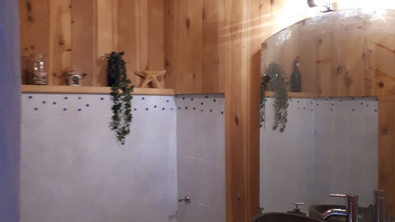 Photo of Bathroom in Seez
