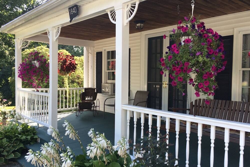 Photo of Outdoor in Marble Dale