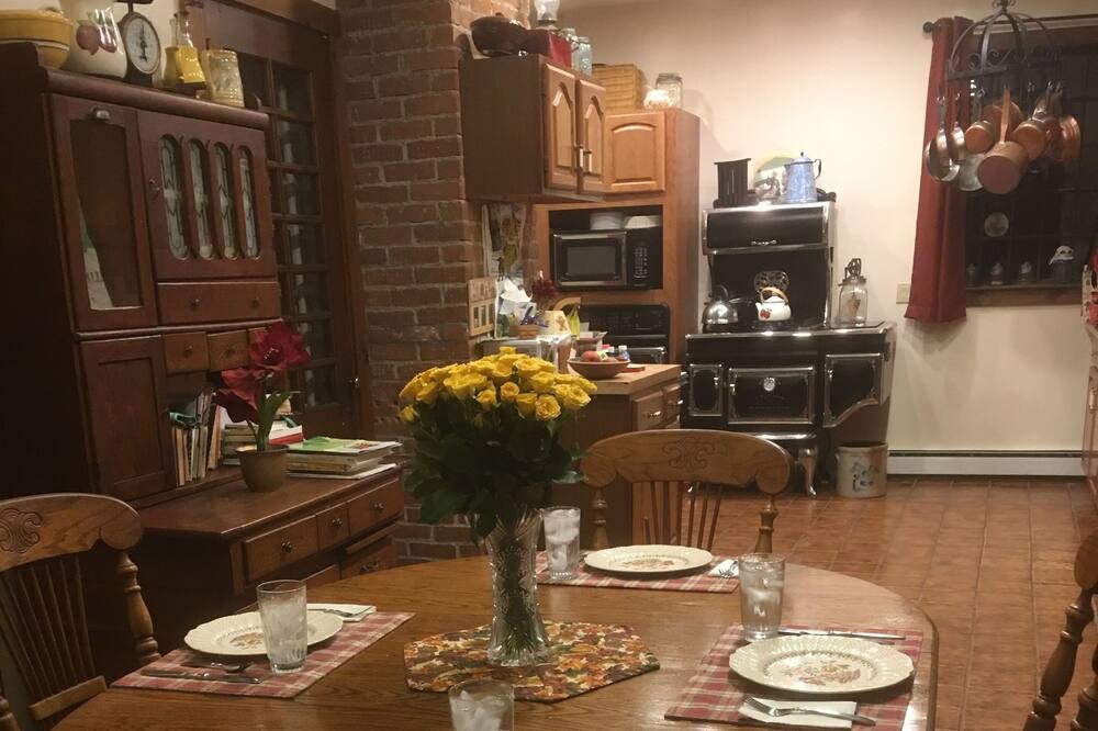 Photo of Others in Marble Dale