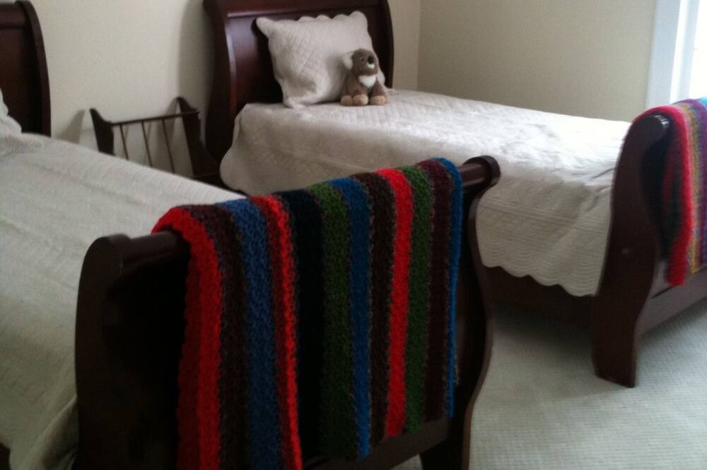 Photo of Bedroom in Marble Dale