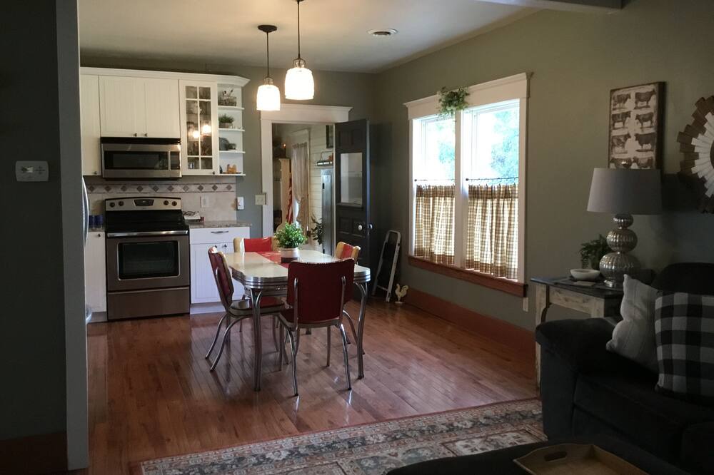 Photo of Livingroom in St Paul