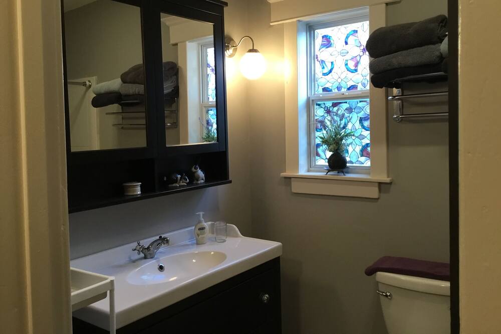 Photo of Bathroom in St Paul