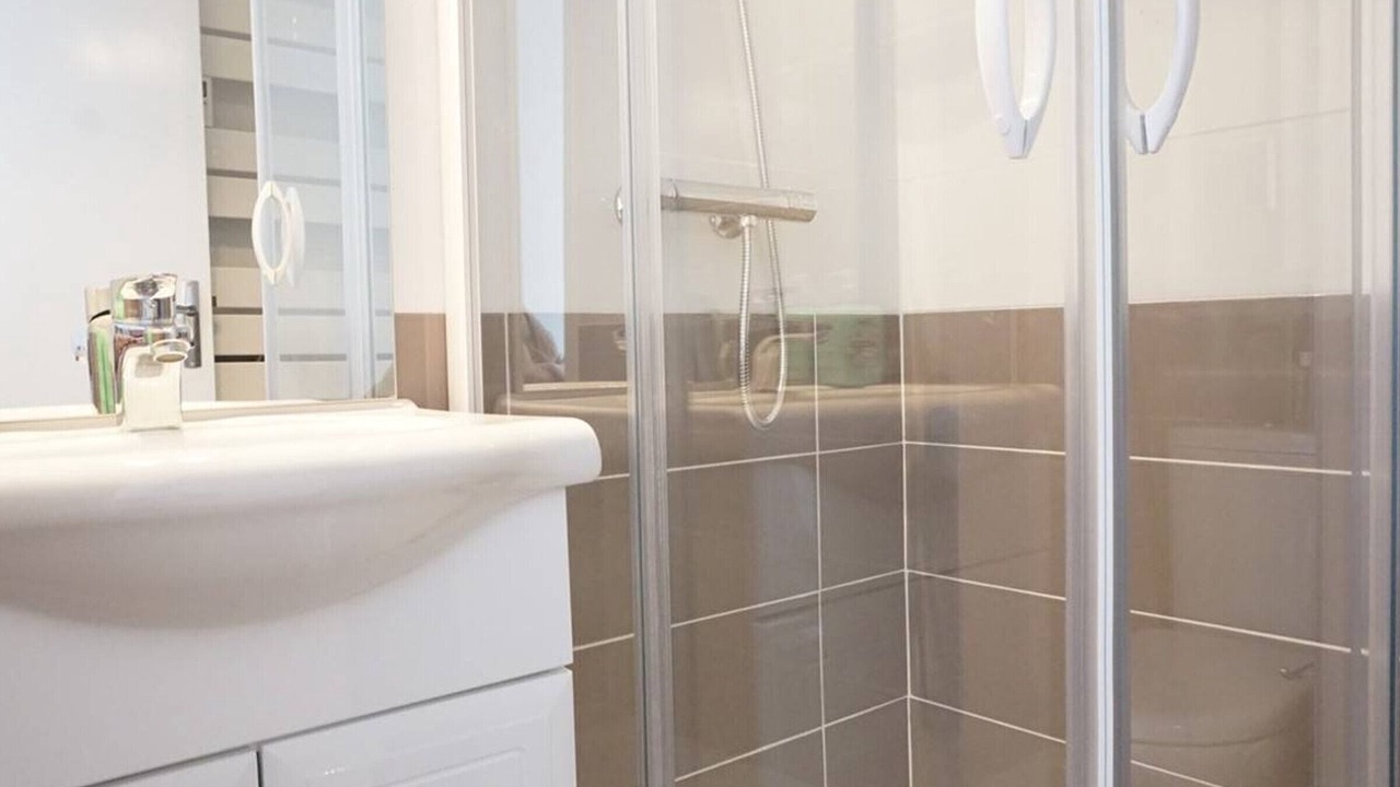 Photo of Bathroom in La Gueriniere
