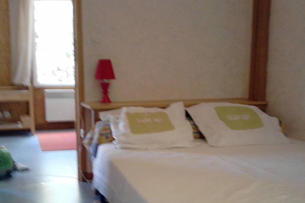 Photo of Bedroom in Sainte-Colombe