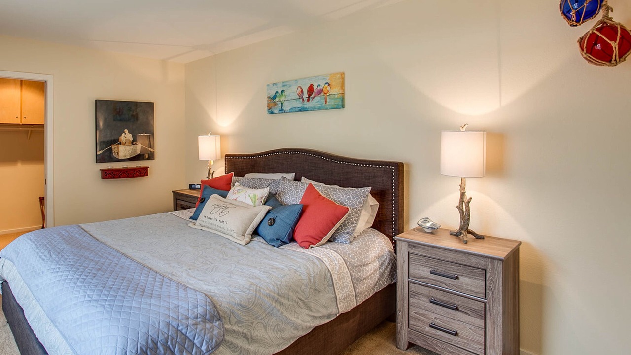 Photo of Others in Wapato Point