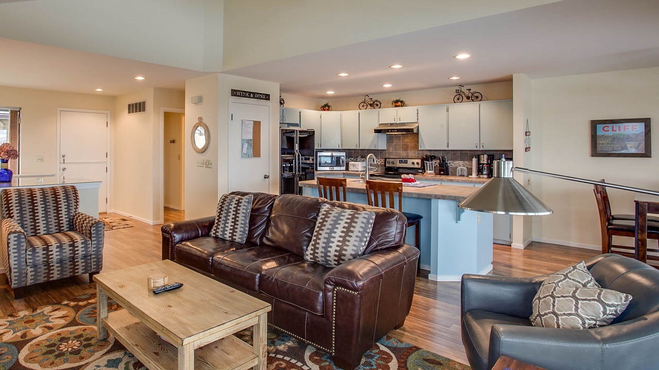 Photo of Livingroom in Wapato Point