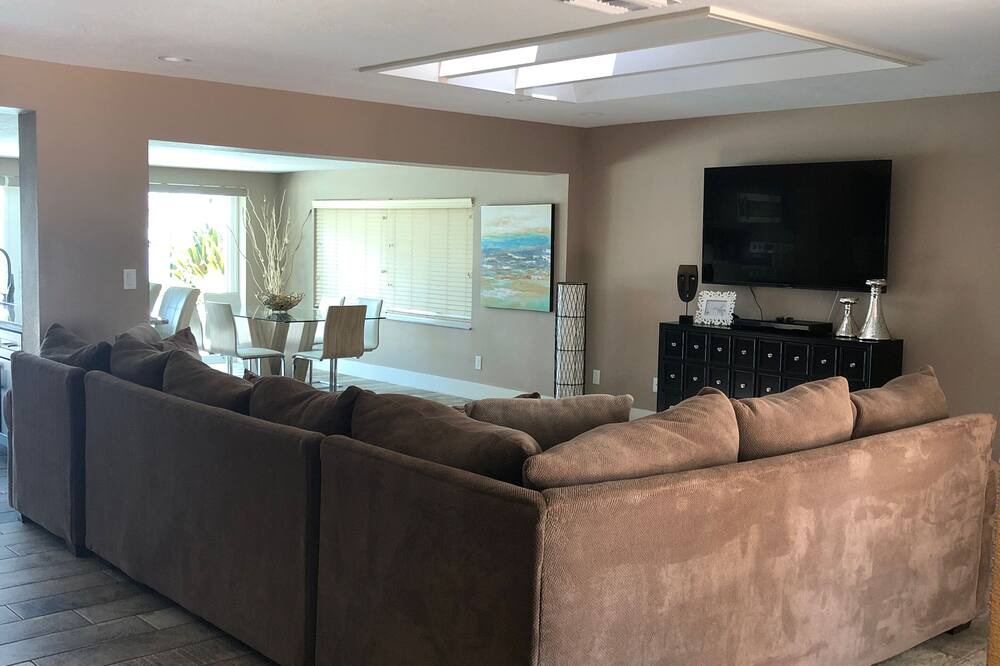Photo of Livingroom in Gulf Harbors