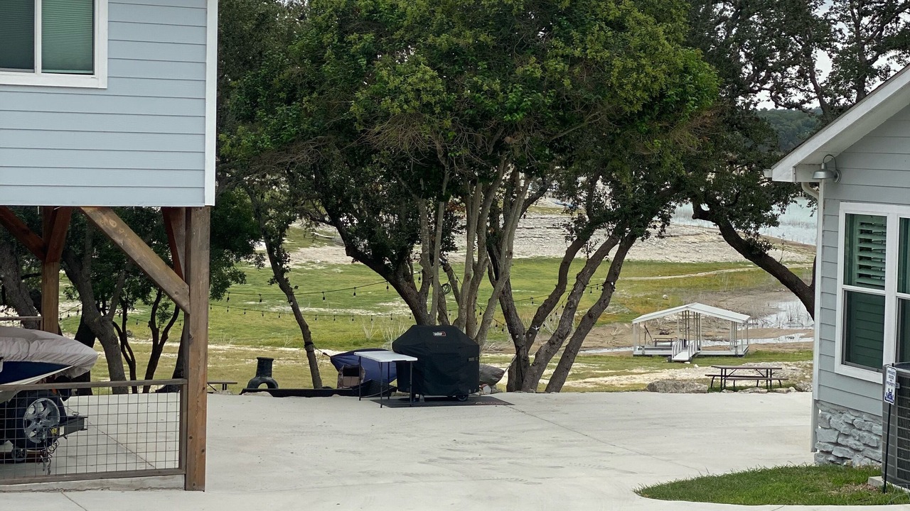 Photo of Outdoor in Lakehills