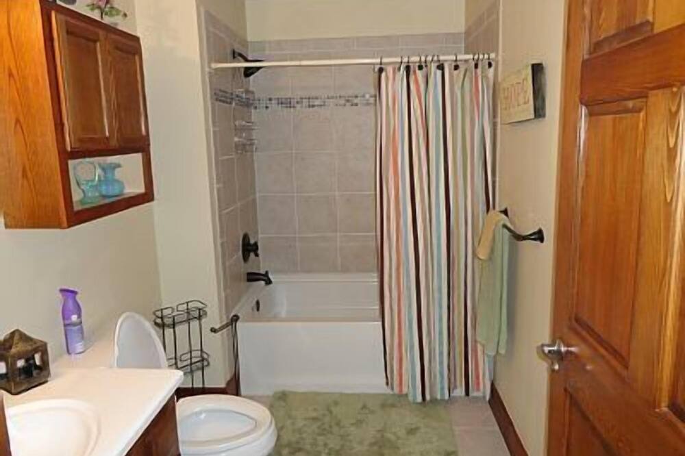 Photo of Bathroom in Townsend