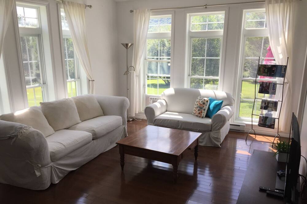Photo of Bedroom in Bromont