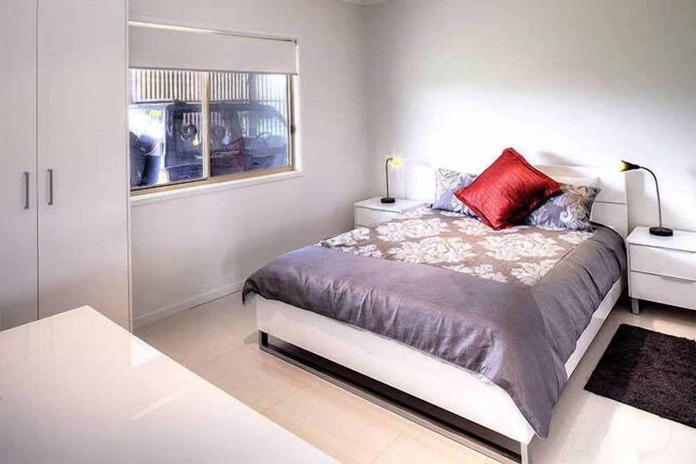 Photo of Bedroom in Tin Can Bay