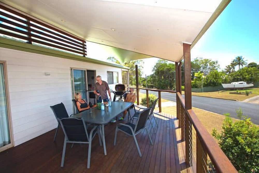 Photo of Patio Balcony in Tin Can Bay