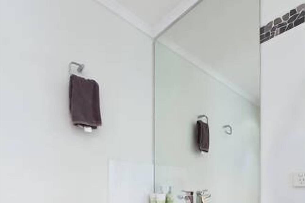 Photo of Bedroom in Tin Can Bay