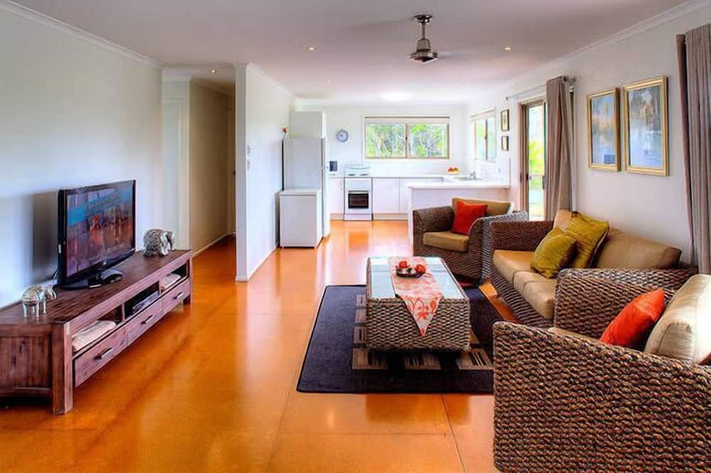 Photo of Others in Tin Can Bay