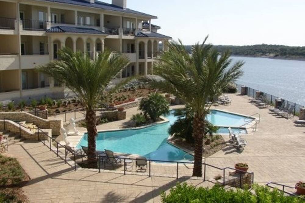 Photo of Outdoor in Highland Lake Estates