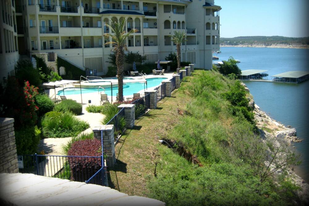 Photo of Outdoor in Highland Lake Estates