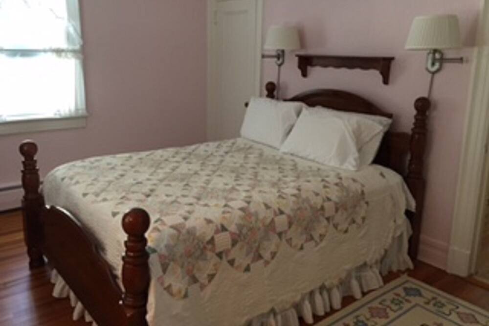 Photo of Bedroom in Saranac Lake
