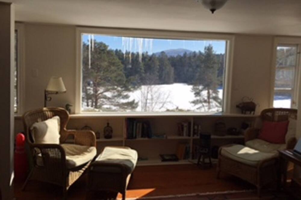 Photo of Livingroom in Saranac Lake