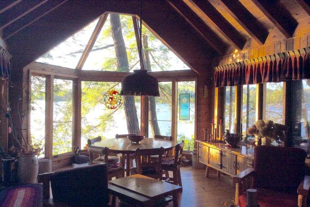 Photo of Outdoor in Val-des-Monts