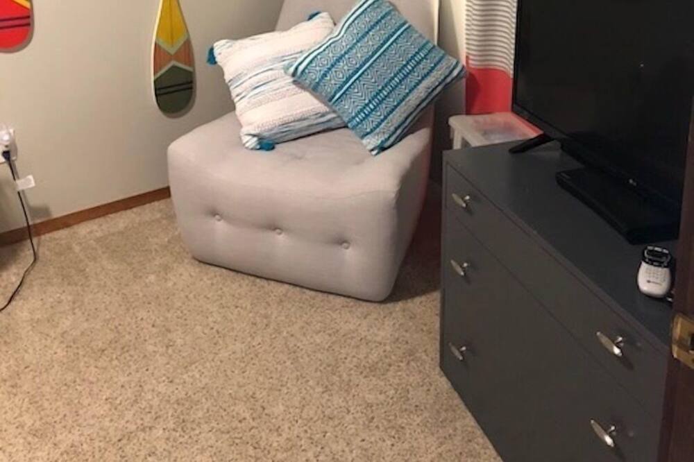 Photo of Bedroom in Pine Hollow