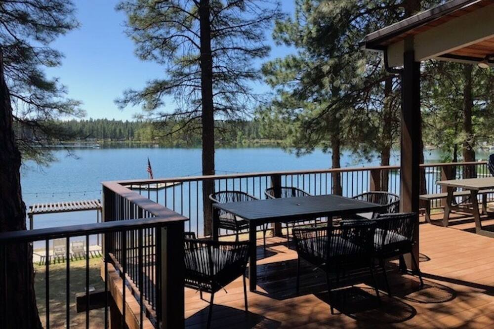 Photo of Patio Balcony in Pine Hollow