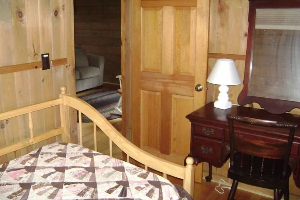 Photo of Bedroom in Brooksville