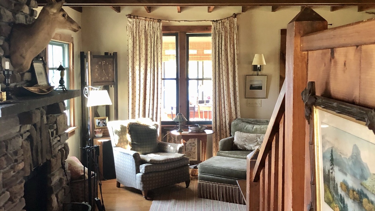 Photo of Livingroom in Hamilton