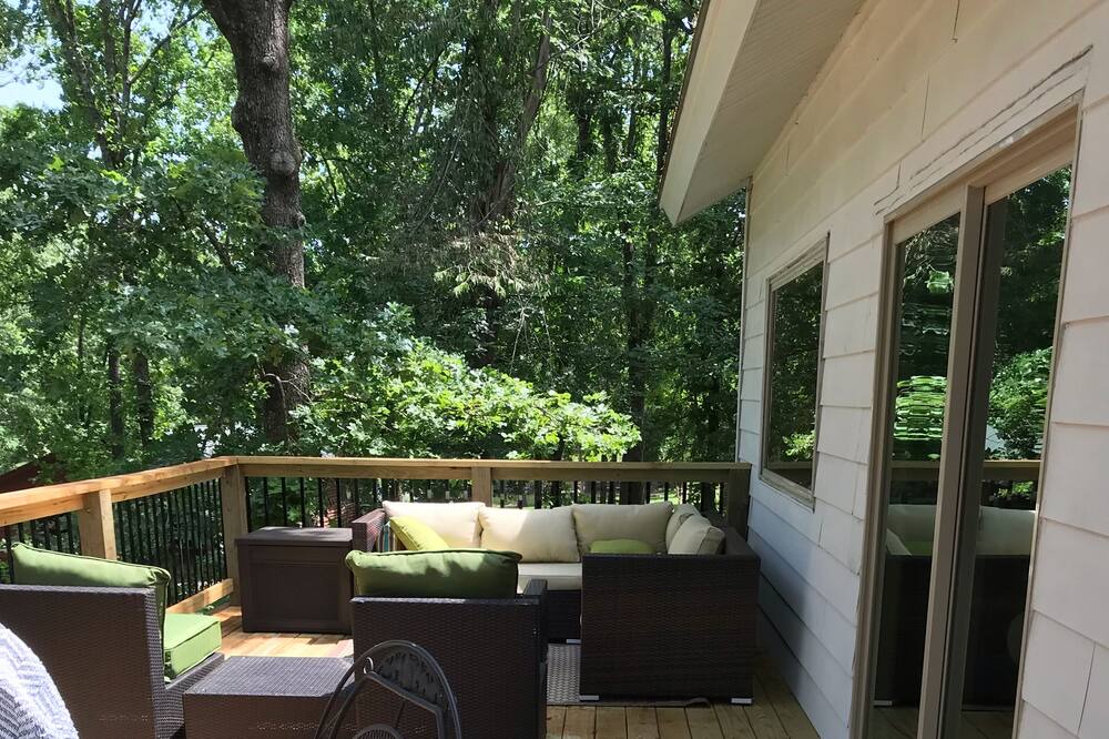 Photo of Patio Balcony in Hardy