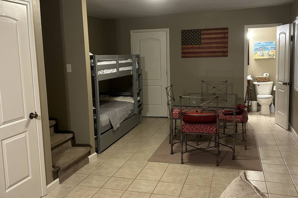 Photo of Bedroom in Hardy