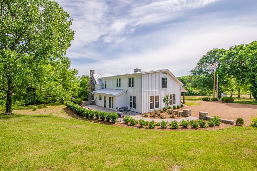 Photo of Outdoor in Franklin