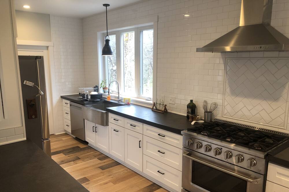 Photo of Others in White Salmon