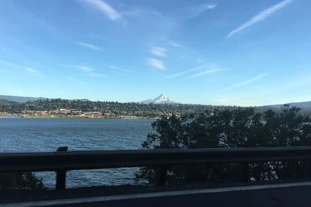 Photo of Others in White Salmon