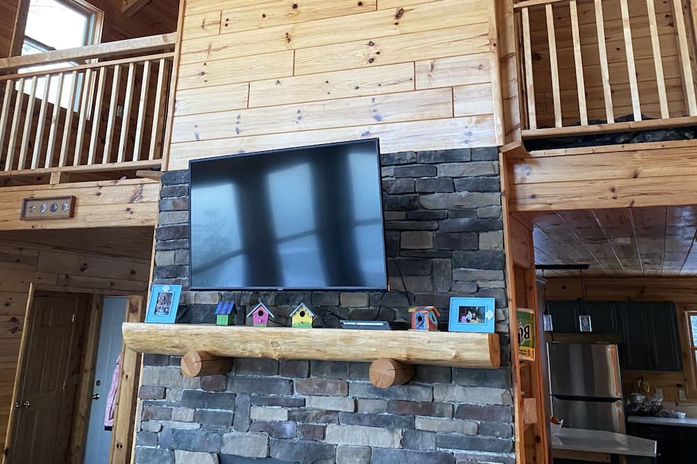 Photo of Livingroom in Cheboygan
