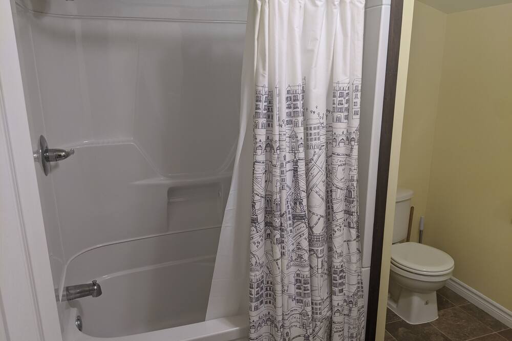 Photo of Bathroom in Picton