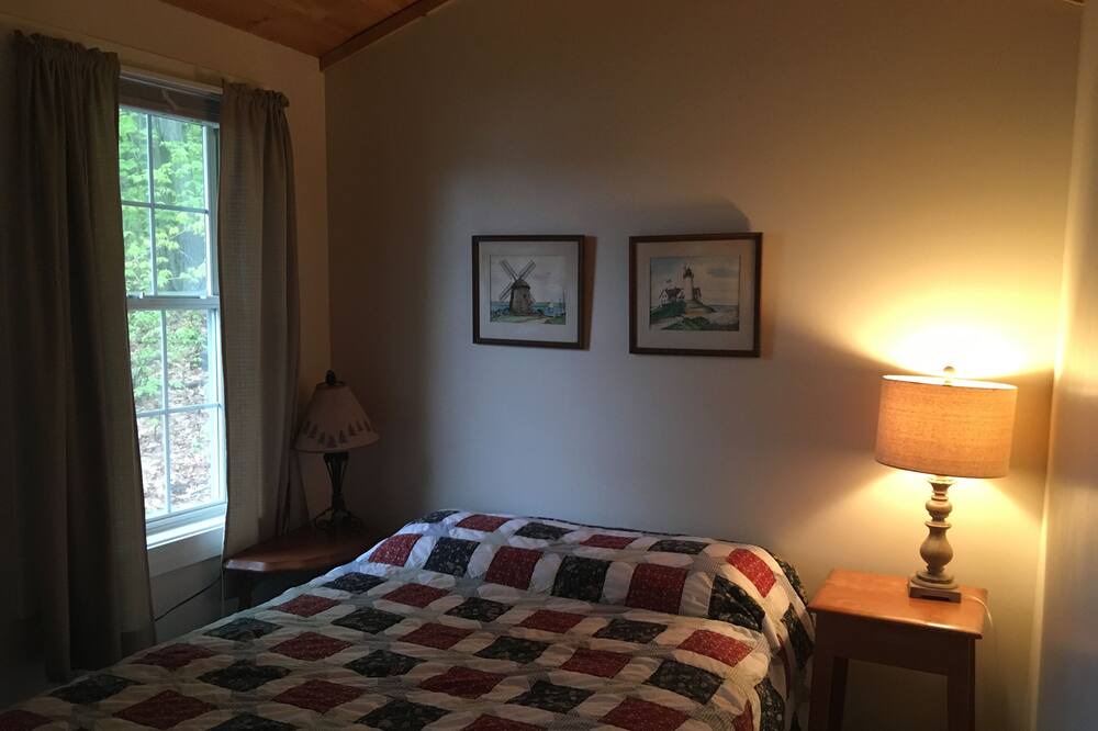Photo of Bedroom in Salisbury