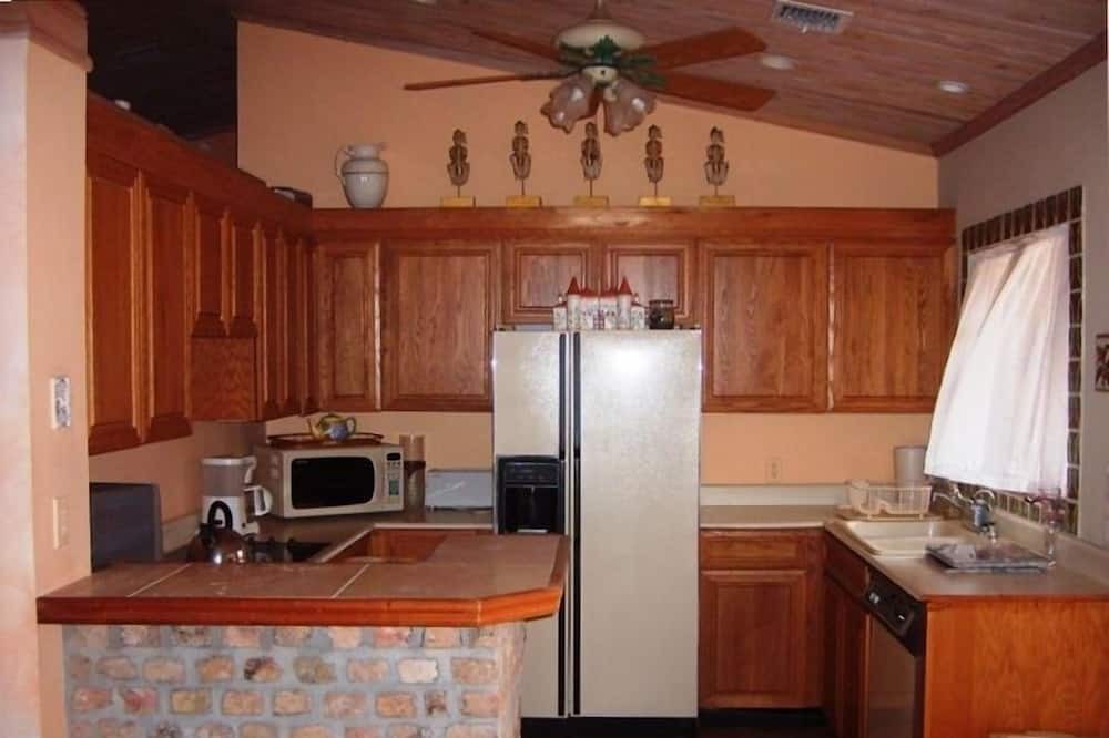 Photo of Others in Plantation