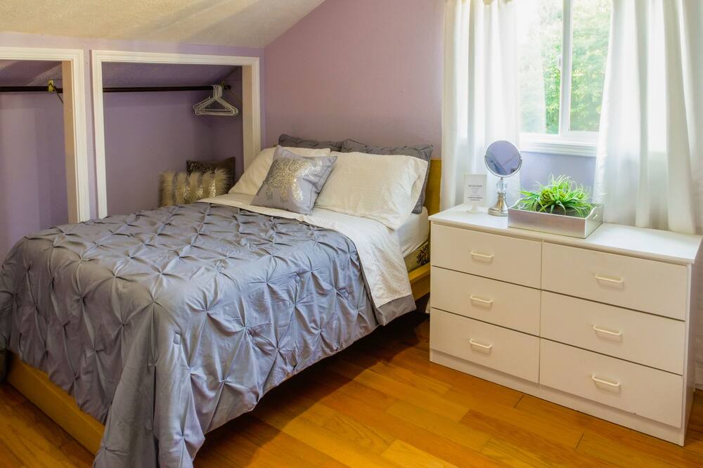 Photo of Bedroom in Gresham