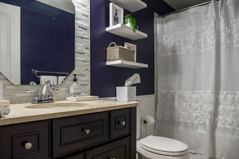 Photo of Bathroom in Gresham