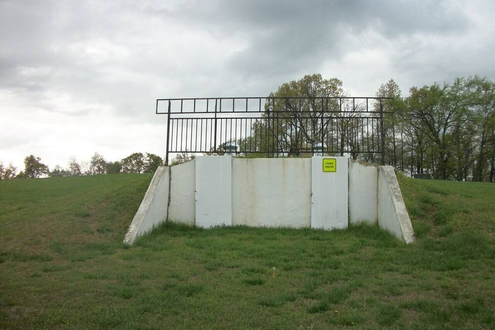 Photo of Others in Pettit