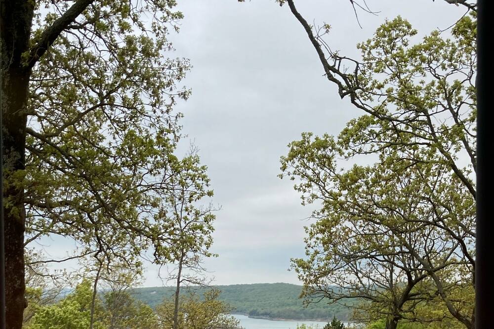 Photo of Outdoor in Pettit