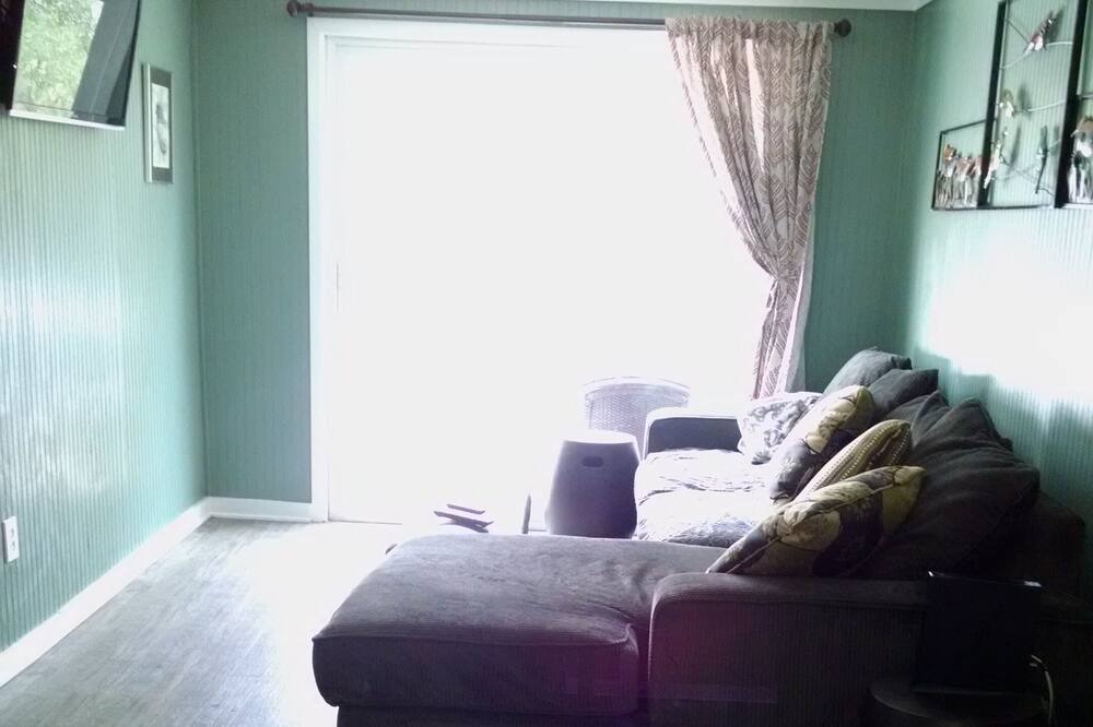 Photo of Bedroom in Colleton County