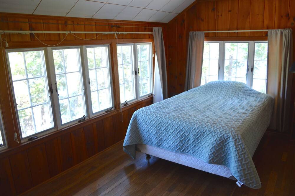 Photo of Bedroom in Poultney