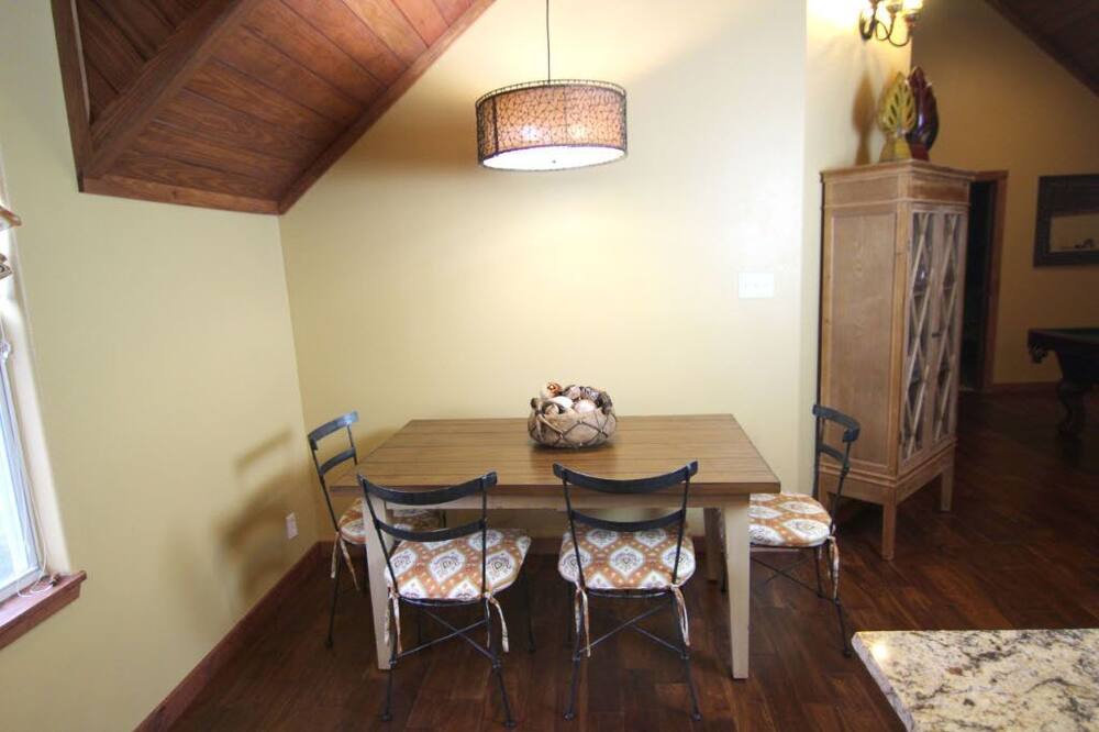 Photo of Kitchen in Driftwood