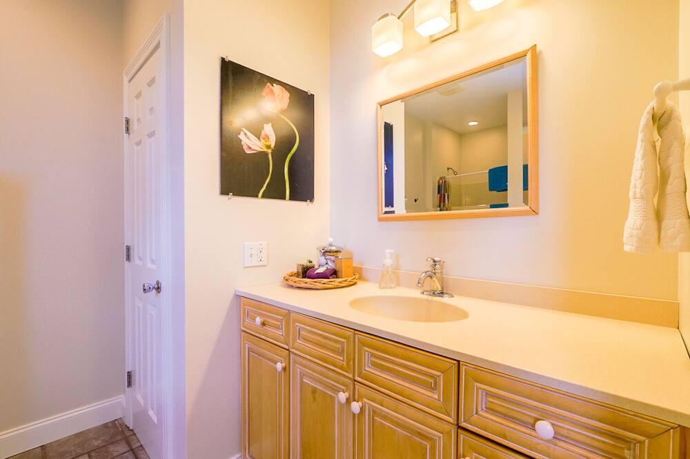 Photo of Bathroom in Lincolnville